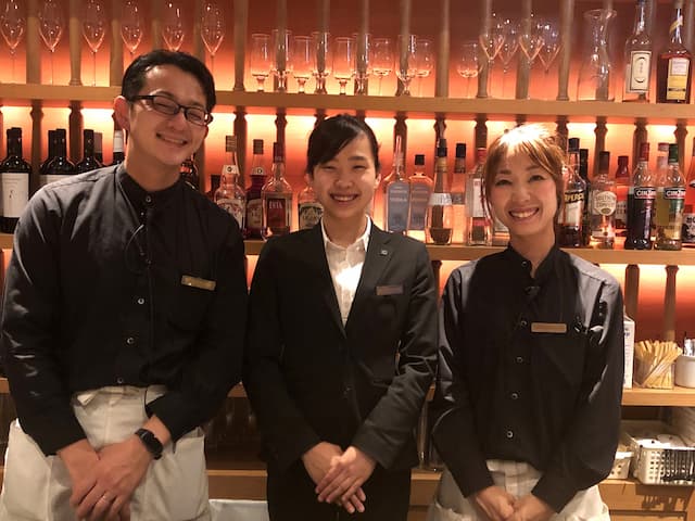 月給34万～40万円★都会の中心にある豊かな自然「中之島 LOVE CENTRAL」で店長候補を募集！月9日休み★働きやすさのある環境でマネジメントしませんか！