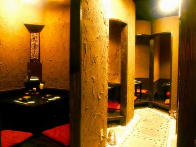 店長のままでも昇格・昇給！年収600万円以上も目指せる多彩なキャリアパスをご用意。