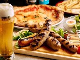 現在、国内外に50業態・320店舗を展開している成長企業で活躍しませんか！