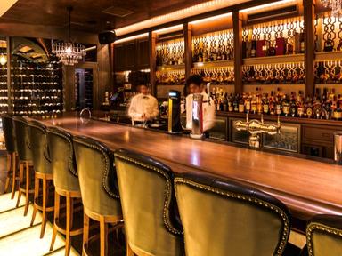 現在、国内外に50業態・320店舗を展開している成長企業で活躍しませんか！