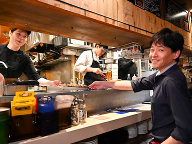 現在、国内外に50業態・320店舗を展開している成長企業で活躍しませんか！