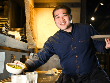 店長のままでも昇格・昇給！年収600万円以上も目指せる多彩なキャリアパスをご用意。