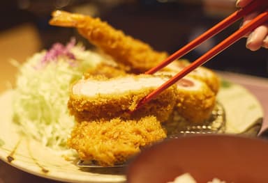 お客様の笑顔があふれるお店を、キッチンから一緒に支えましょう。