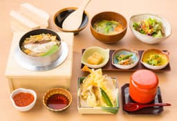 お客様の笑顔があふれるお店を、キッチンから一緒に支えましょう。