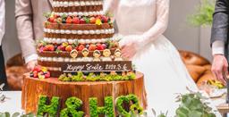 光と緑に包まれたゲストハウスで、心に残るスイーツを手がけるパティシエ募集！