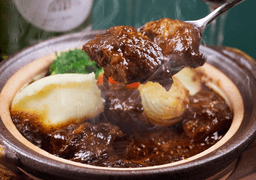 人形町今半グループの洋食業態「芳味亭」が新スタッフ募集。