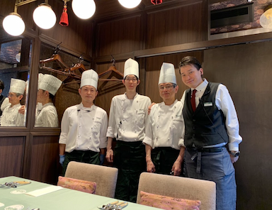 人形町今半グループの洋食業態「芳味亭」で新スタッフ募集。お休み・福利厚生充実。安心して働ける環境です