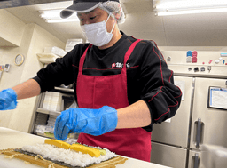 お客様に愛され続ける寿司店で新しい仲間を募集します！