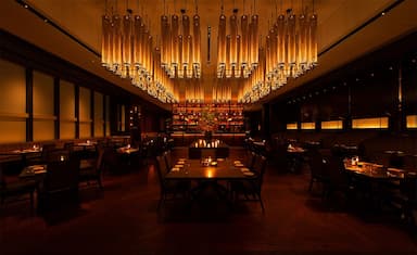 和食、仏・伊・米・ブラジル料理と多業態のお店を経営する、グローバルな外食企業
