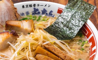 「東京豚骨ラーメン屯ちん」で店長をめざしてご活躍ください。