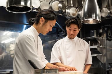 食、ファッション、アート、音楽、イベントなど、文化的で多様な専門性を持つプロフェッショナル集団