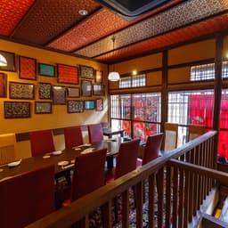 多彩な業態を約90ブランド展開する成長企業のため、一つの場所にとどまらない幅広い経験と知見を得られる