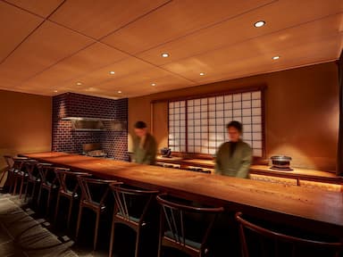 「お客様の毎日に素敵な体験を」という想いのもと、長く愛されるお店をつくる会社です！