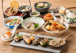 鉄板創作串 「てっぺん」が料理長を募集します！