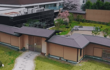 伸び盛りの企業が運営する京都・湯の花温泉の宿で、理想の料理長キャリアを築く！