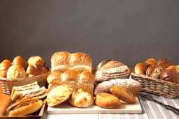 人気ベーカリー「ボンジュール・ボン」のパンづくりを支える製パンスタッフを募集！