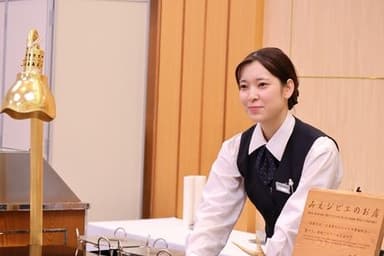 お客様の大切な一日を創り出す場所。マネージャーとして手腕を発揮しませんか。