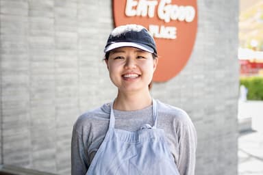次期責任者となる、キッチンスタッフを募集しています。月給25万〜40万円！
