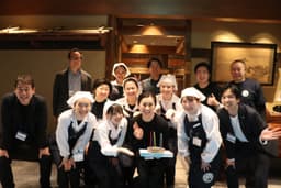 1000度の炭火で焼き上げる、外はぱりぱり、中はふわふわの絶品うなぎ。この技術を未経験から学べます