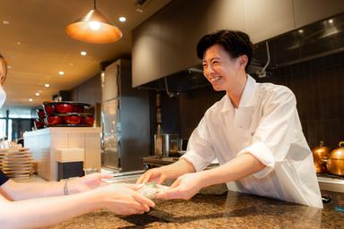 20代・30代のスタッフが多数活躍中！年齢や性別に関わらず活躍できるフィールドです◎