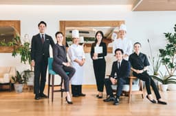 年間休日120日と3年ごとの30日間リフレッシュ休暇により、私生活を大切にしながら長く就業可能です。