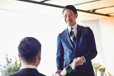 年間休日120日。3年ごとに30日間の休暇が取れるリフレッシュ休暇制度で、心身ともに充実できます。