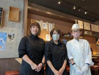 笑顔で声を掛け合える、明るく親しみやすい職場です♪