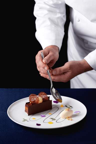 ペストリー部門 シェフドパルティ募集！商品開発から育成まで、次のキャリアを任されるポジションです