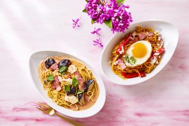 スタッフとのコミュニケーションを大切にしながら業務に取り組んでください