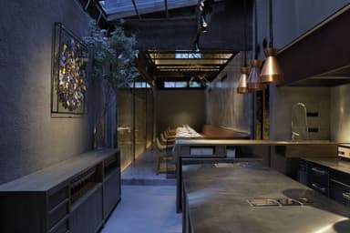 完全予約制の創作料理店のため事前に状況を把握でき急な混雑に追われず落ち着いて業務へ取り組めます