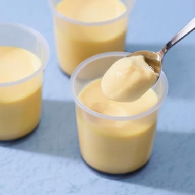 なめらかプリンでおなじみの『パステル』。かわいいスイーツに囲まれて働けます。