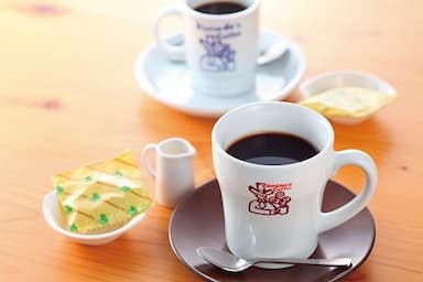  “昔ながらの喫茶店”をコンセプトにしたくつろぎのお店。