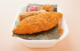 直営店ならではの安定した経営基盤のもとで、腰を据えて長く働き続けられる環境が整っています。