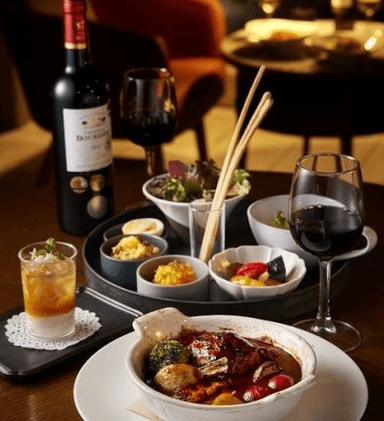 月給23万円～40万円。上質なカフェで調理スタッフとして活躍を。