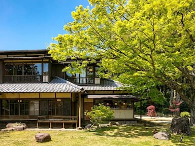  神奈川県箱根町で大正時代に造られた「翠松園」にて、鉄板焼き料理を手がける副料理長候補を募集