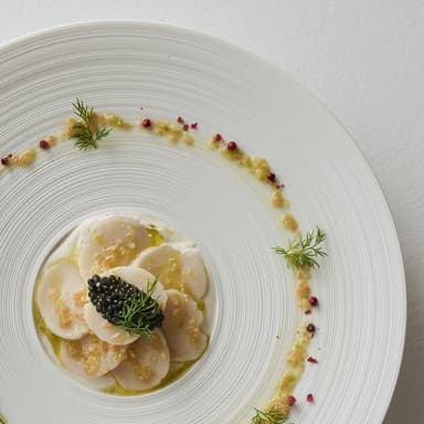 携している海外レストランでの研修チャンスがあり、本場の食文化に触れて料理人の感性を磨き続けられます。