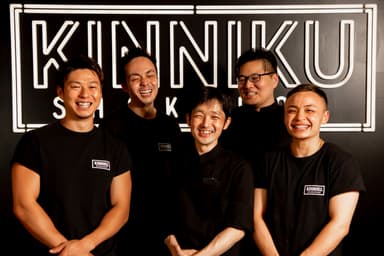 『筋肉食堂』銀座コリドー店でホールスタッフ募集！未経験・バイトデビューも大歓迎♪