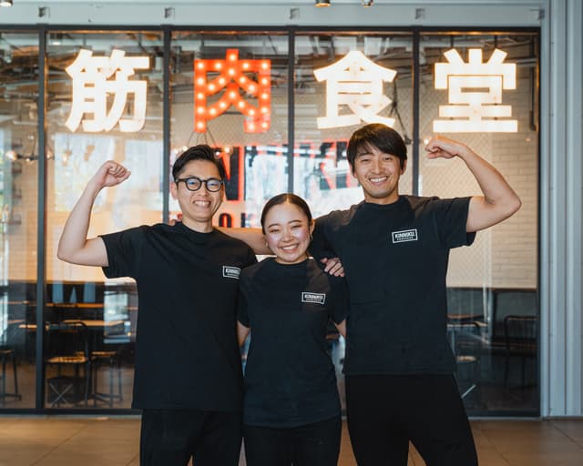 『筋肉食堂』の顔として、お客様を元気にする接客を！未経験から始めるホールスタッフ◆年間休日110日＆月8～9日休み／プライベートと両立しながら長く働けます！