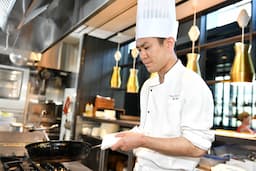 ≪ホテルレストランで調理スタッフ募集≫ スタッフのチームワークで運営するホテルで、活躍しませんか？