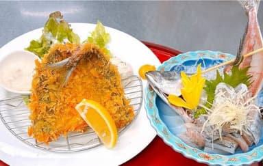 魚料理や揚げ物など、幅広い調理に携われます。