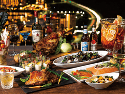 地産地消の一皿で、“この土地らしさ”を届けるホテルレストランで、調理スタッフ募集！