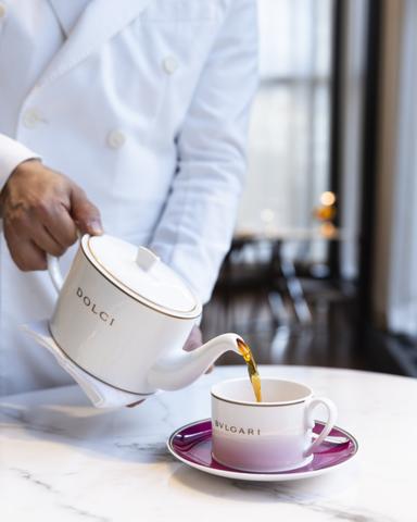 優雅なティータイムを演出する、こだわりの一杯