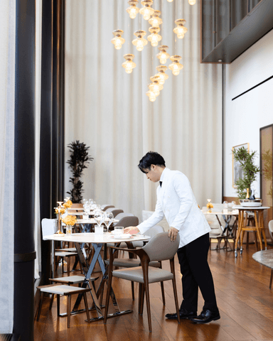 一つひとつの所作に、美意識とホスピタリティを込めて