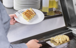 イオングループの「オリジン東秀株式会社」が運営する中華食堂の仲間になりませんか
