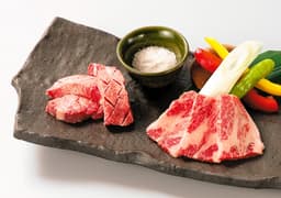 飲食チェーンで培った経験を存分に発揮し、大きな裁量を持って理想の店舗づくりに挑戦できます。