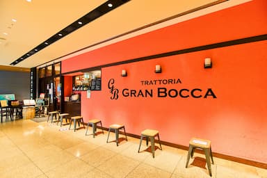 選ばれるお店づくりを追求！店舗拡大をめざす成長企業で、新しい仲間を募集