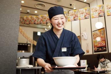 「喜多方ラーメン 坂内」の各店舗にて店長候補を募集します。