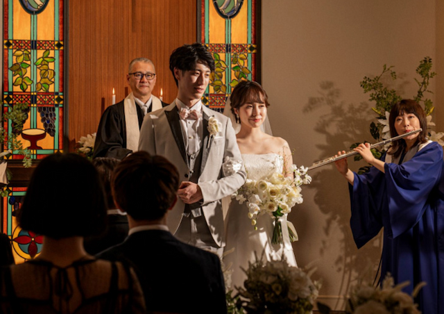 ＜月給29万～40万円＞函館港を望む絶景ロケーション！1万組以上の結婚式を手がける老舗ホテルが、新郎新婦の夢を叶えるマネージャー募集！◆週休2日制