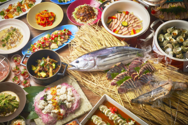 近海で獲れた魚介や、静岡の食材をふんだんに使った料理をご用意しています。
