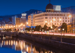 ホテルノルド小樽のバーラウンジ「BAR Duomo Rosso」がバーテンダーを募集！